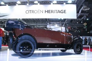 Retromobile13_AutoCult_Citroen_003-750x500.jpg